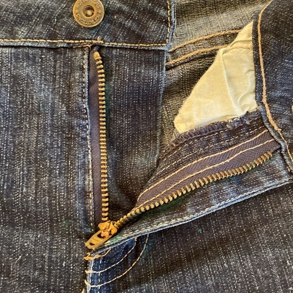 Hot Bottoms Denim shorts embroidered pockets zip button closure 5 pocket 32 - Picture 6 of 8